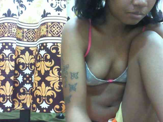 Maylis55 webcam