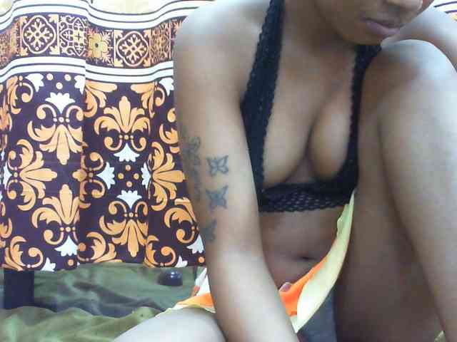 Njara12 Live Webcam on BongaCams