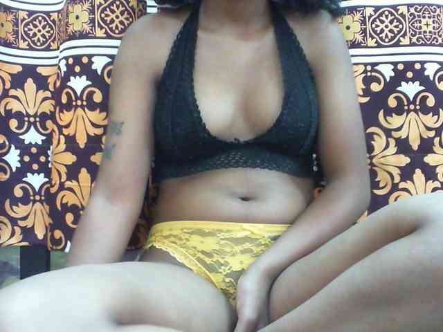 Maylis55 webcam