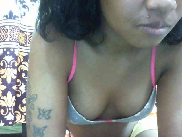 Maylis55 webcam