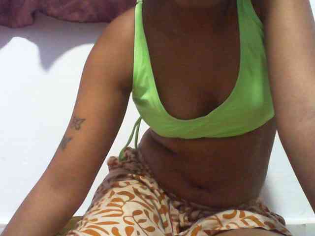 Maylis55 webcam