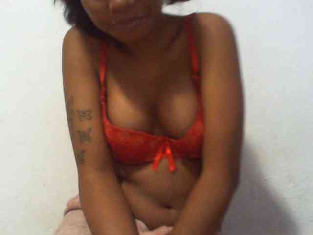 Maylis55 webcam