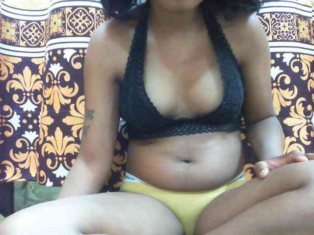 Maylis55 webcam