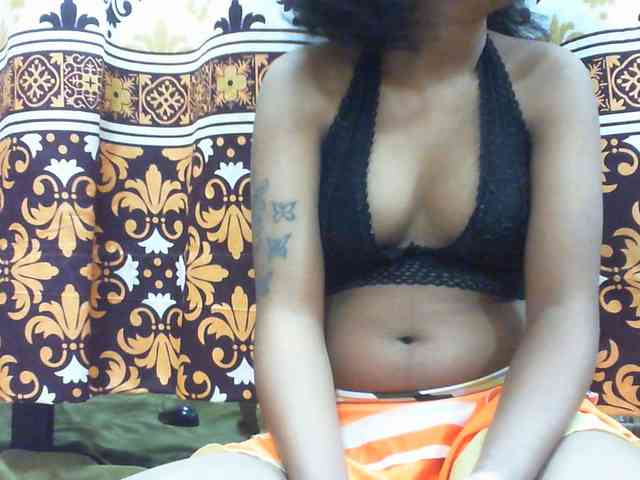 Maylis55 webcam
