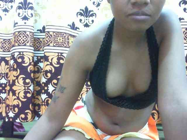 Maylis55 webcam