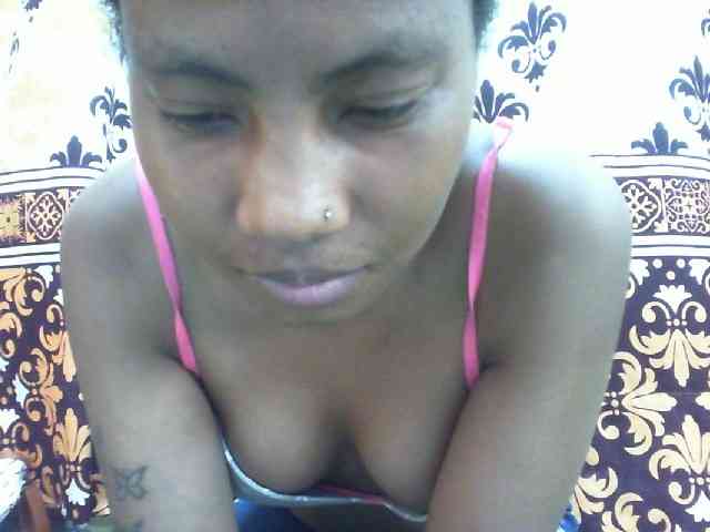 Maylis55 webcam