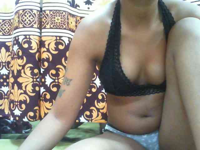 Maylis55 webcam