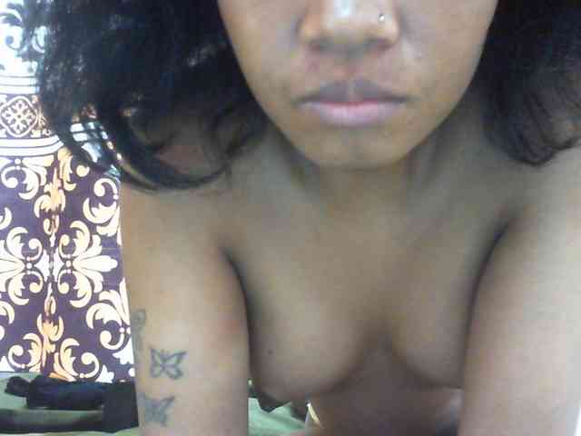 Maylis55 webcam