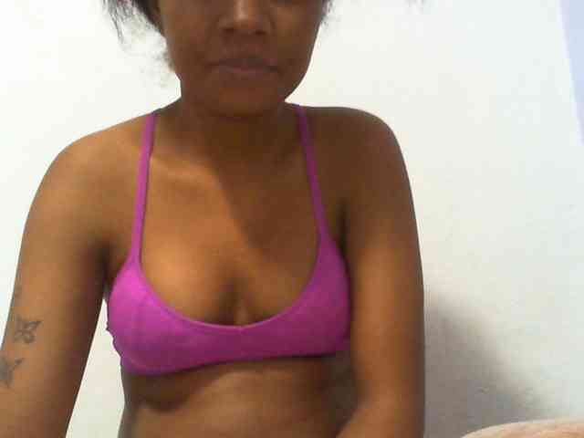 Maylis55 webcam