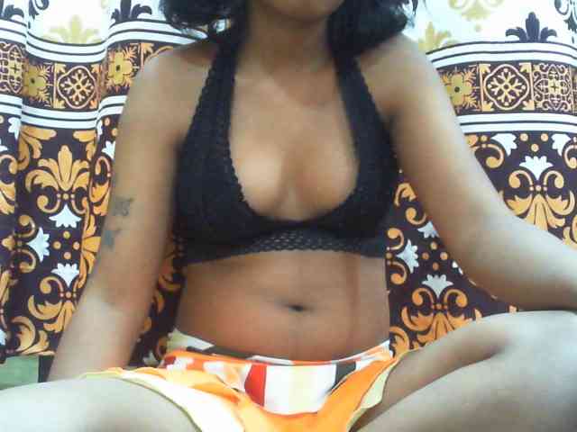 Maylis55 webcam