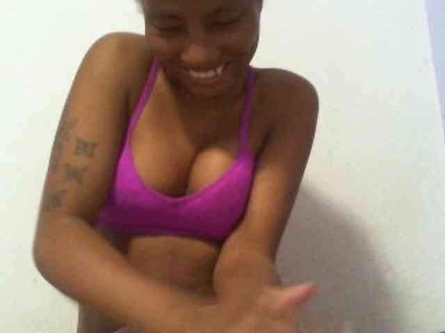 Maylis55 webcam