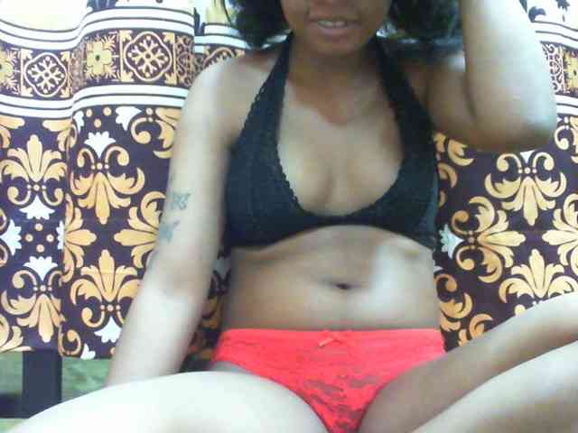 Maylis55 webcam