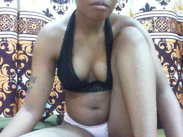 Maylis55 webcam