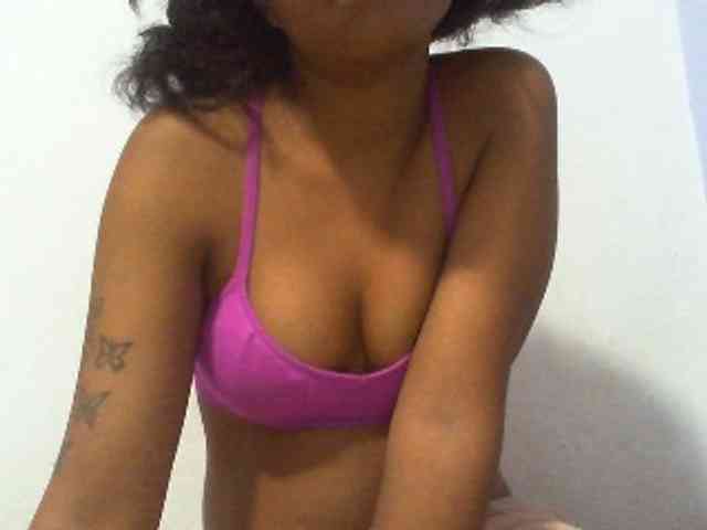 Maylis55 webcam