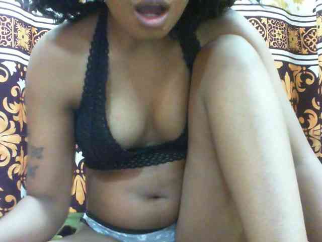 Maylis55 webcam