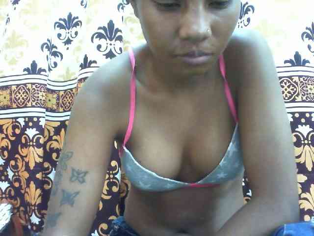 Maylis55 webcam