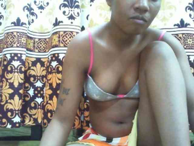 Maylis55 webcam