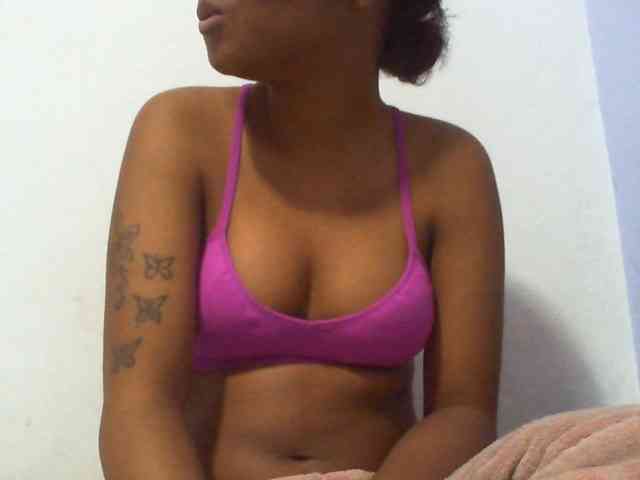 Maylis55 webcam
