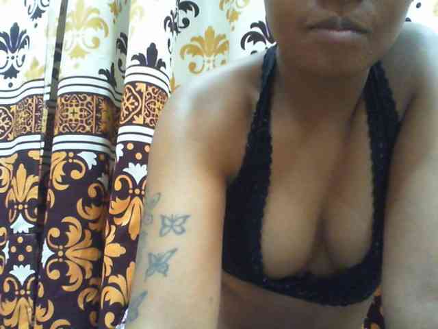 Njara12's webcam live show