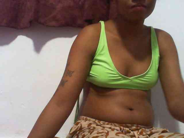 Maylis55 webcam