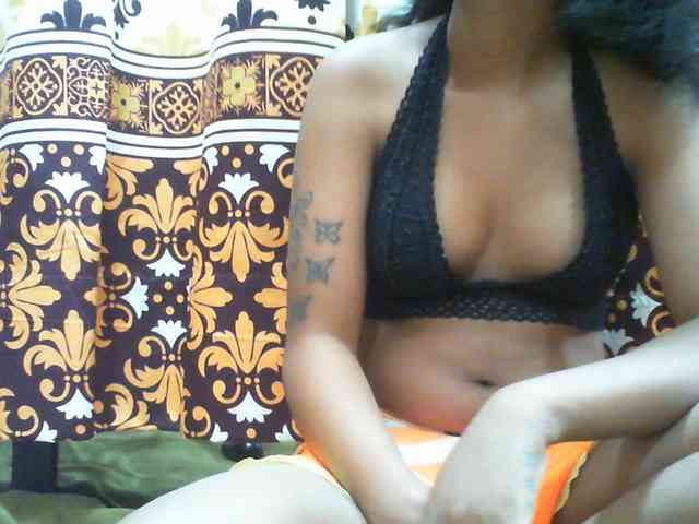 Maylis55 webcam