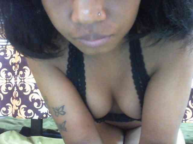 Maylis55 webcam