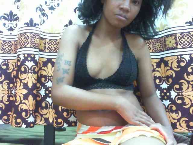 Maylis55 webcam