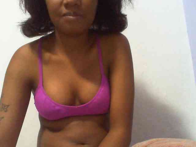 Maylis55 webcam