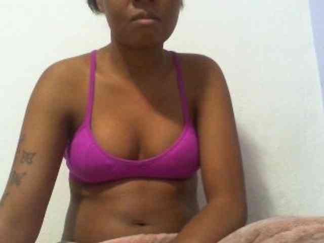 Maylis55 webcam