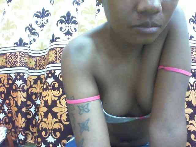 Maylis55 webcam