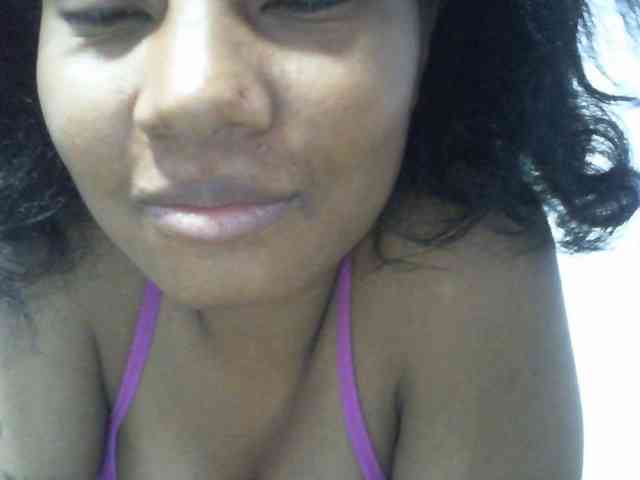 Maylis55 webcam