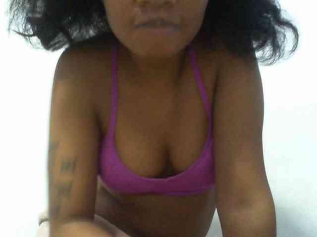 Maylis55 webcam