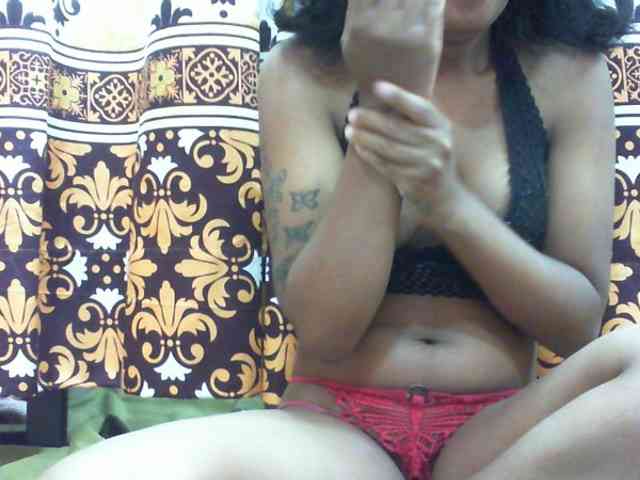 Maylis55 webcam