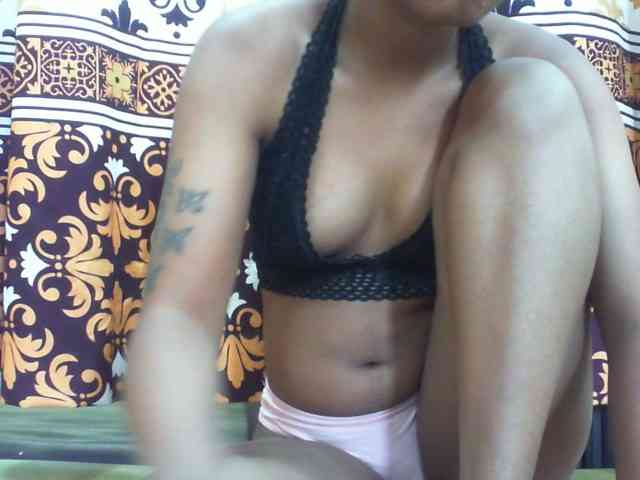 Maylis55 webcam