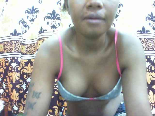 Maylis55 webcam
