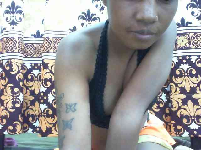 Maylis55 webcam