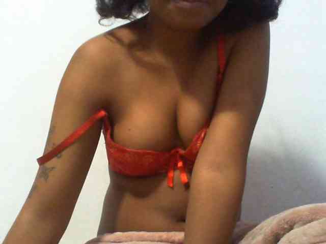 Maylis55 webcam