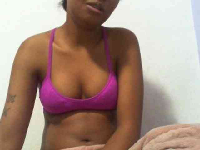 Maylis55 webcam