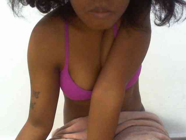 Maylis55 webcam