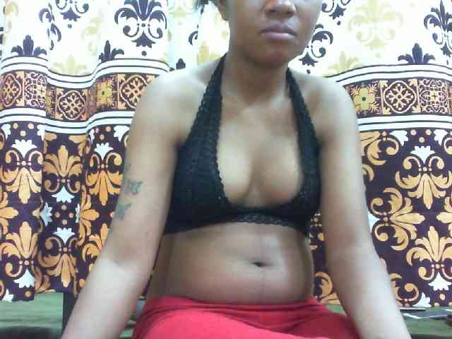 Maylis55 webcam