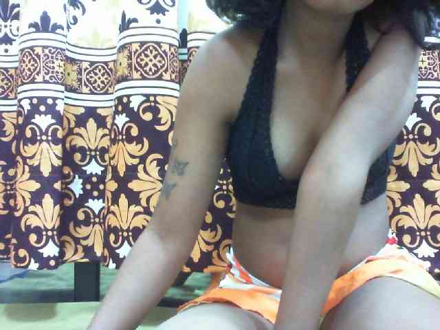 Maylis55 webcam