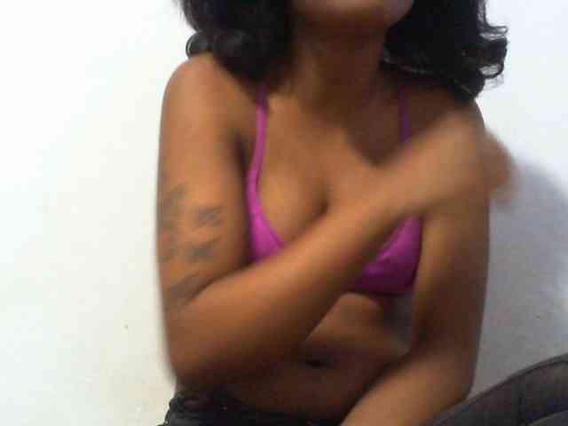 Maylis55 webcam