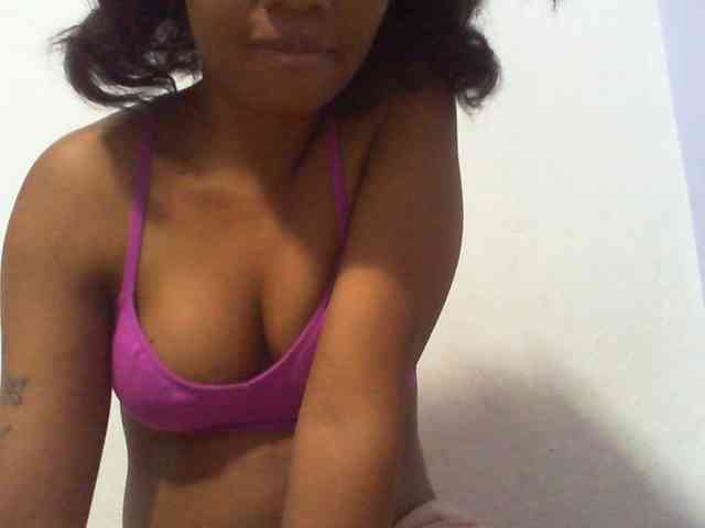 Maylis55 webcam