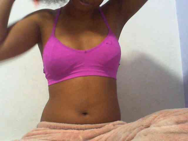 Maylis55 webcam