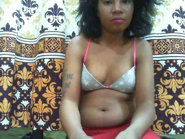 Maylis55 webcam