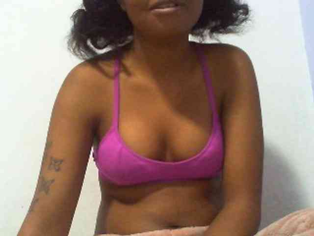 Maylis55 webcam