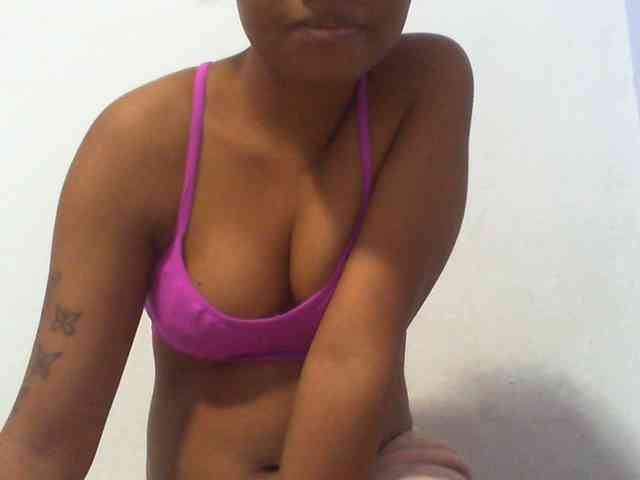 Maylis55 webcam