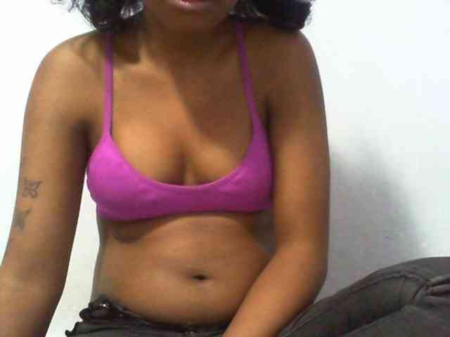 Maylis55 webcam