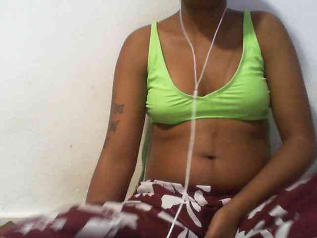 Maylis55 webcam