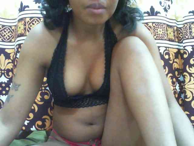 Maylis55 webcam